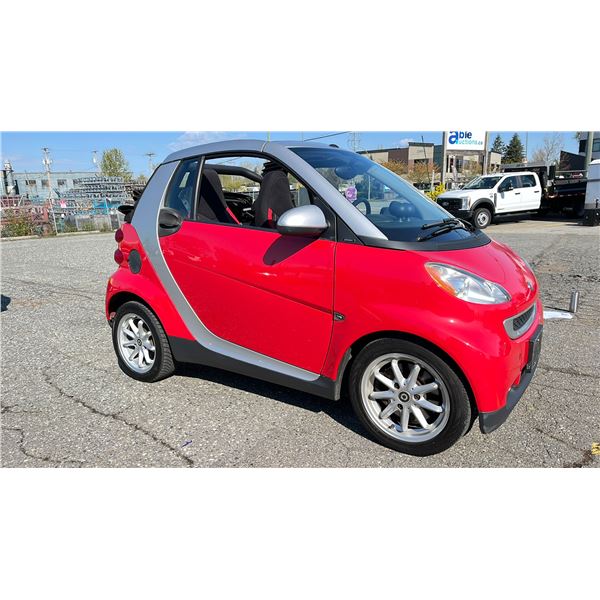 2010 SMARTCAR FORTWO 2 DOOR CONVERTIBLE RED VIN WMEEK3BA2AK379341