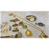 Image 2 : BAG OF ASSORTED JEWELRY