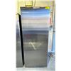 Image 1 : GALANZ STAINLESS STEEL SWING OUT FRIDGE OR FREEZER 28"W (HANDLE BROKEN)