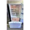 Image 3 : AMANA SWING OUT FRIDGE WITH PULL-OUT FREEZER 33"W