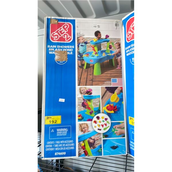 STEP 2 RAIN SHOWERS SPLASH POND WATER TABLE (MAY BE MISSING PARTS & PIECES)