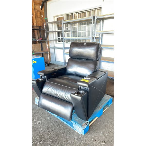 WINTHROP TOP GRAIN LEATHER POWER HOME THEATER ROCKER RECLINER (NOT WORKING)