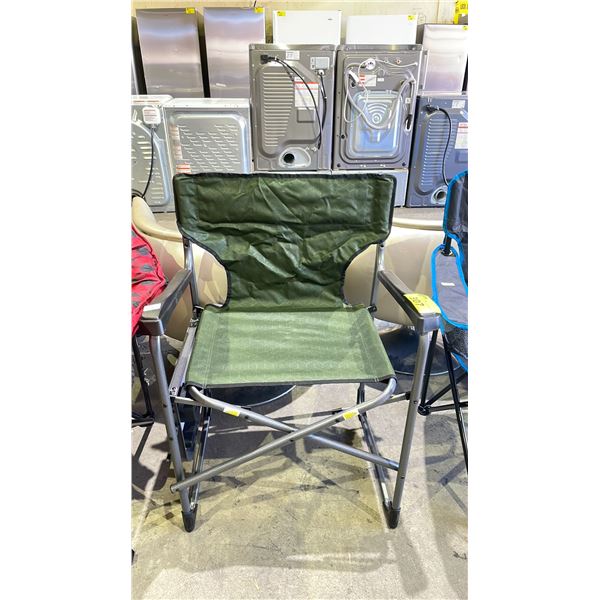 OZARK TRAIL CAMPING CHAIR WITH SIDE TABLE