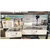 Image 2 : SHELF OF ASSORTED ITEMS INCLUDING; SODASTREAM, PUREGUARDIAN EASY CLEAN HUMIDIFER, MAINSTAYS