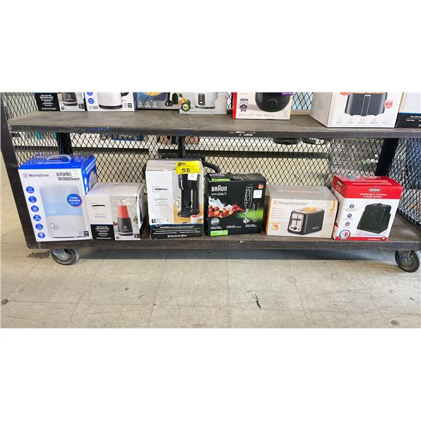 SHELF OF ASSORTED ITEMS INCLUDING; WESTINGHOUSE TOP FILL COOL MIST ULTRASONIC COLOR CHANGING