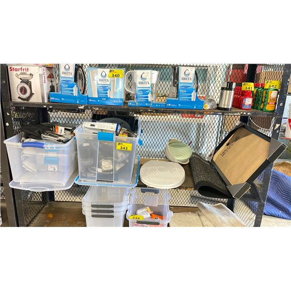 SHELF OF ASSORTED ITEMS INCLUDING; WAHL BEARD TRIMMER, TOILET, SEAT, STORAGE CONTAINERS & MORE