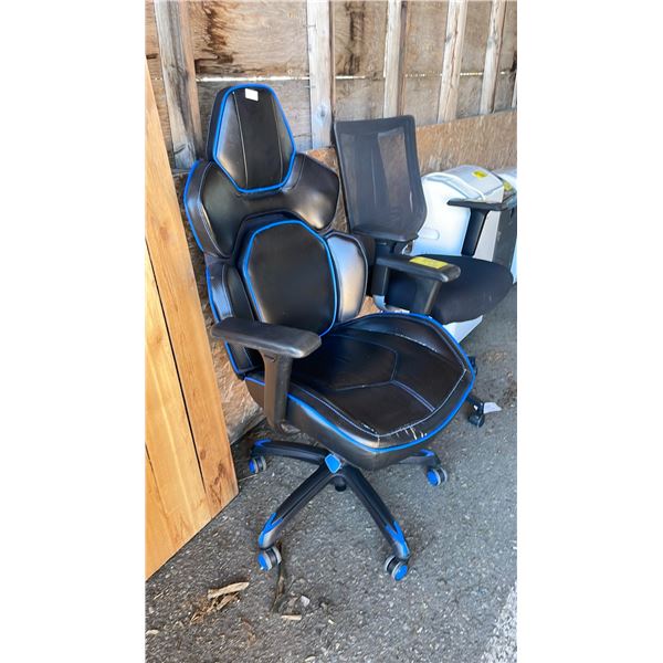 ROLLING GAMING CHAIR