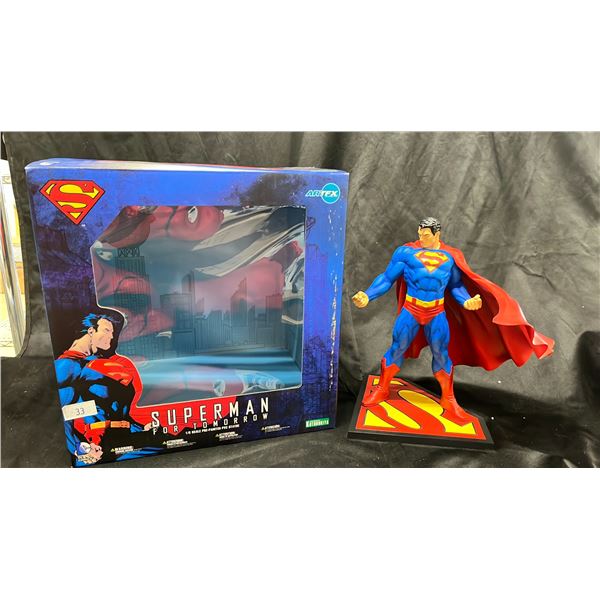 SUPERMAN FROM TOMORROW IN BOX