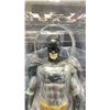 Image 2 : BATMAN ARTFX STATUE IN BOX
