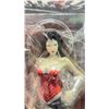 Image 2 : WONDER WOMAN ARTFX STATUE IN BOX