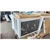 Image 2 : TCL WINDOW AIR CONDITIONER 208V - 230V (NO REMOTE)