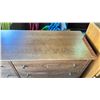 Image 2 : 8 DRAWER DRESSER 64" X 19" X 39.5"