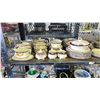 Image 2 : 117-PC MYOTT SON & CO ROSEMARY DINNERWARE SET