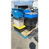 Image 1 : PALLET OF ASSORTED STORAGE TOTES WITH LIDS