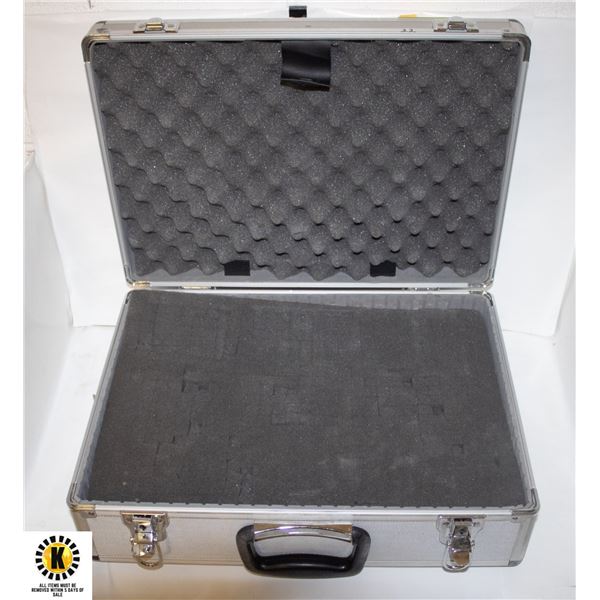 METAL GUN CASE PADDED