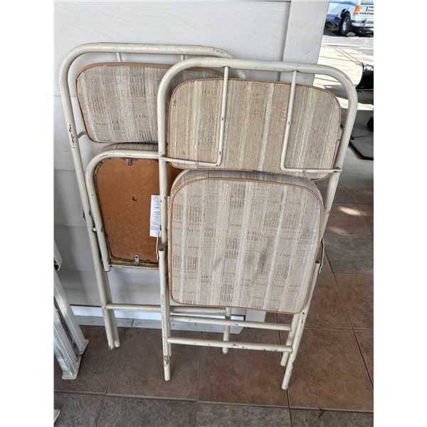 Folding chair chairs