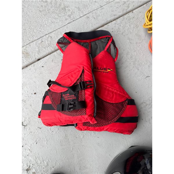 Salus small medium flotation vest