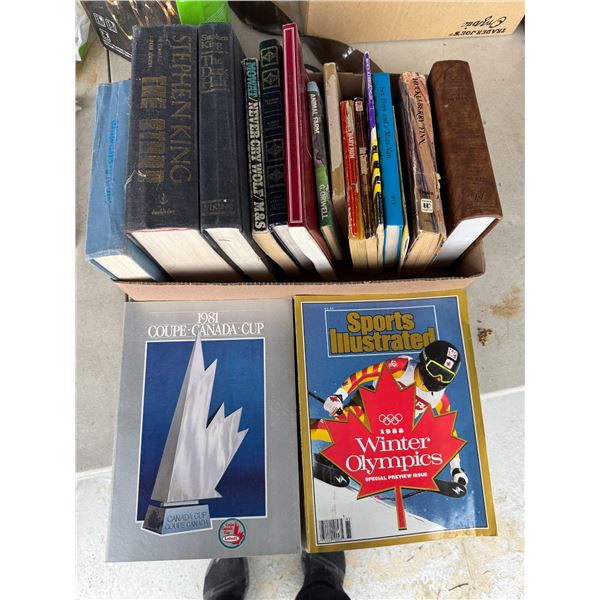 books Huckleberry Finn, Stephen King, the dark half Stephen King, the stand, etc.