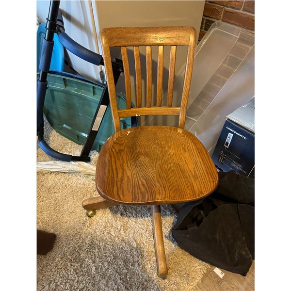 Antique oak Office Chair