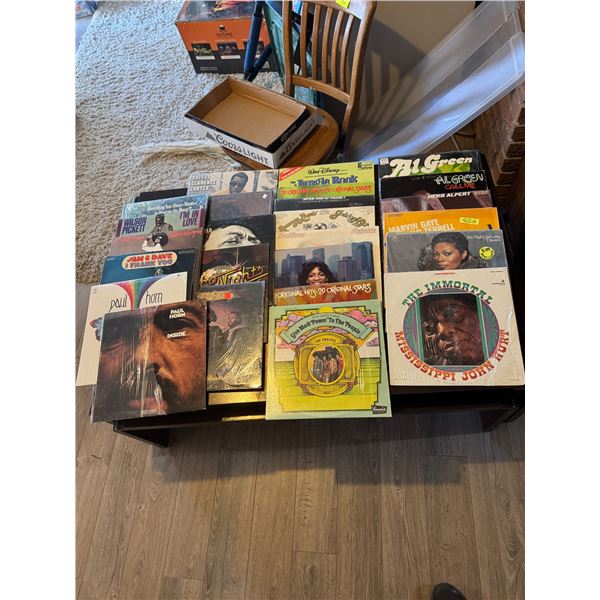 Assorted records, Al Green, Walt Disney jungle book, Clarence Carter, Paul Horne, etc.
