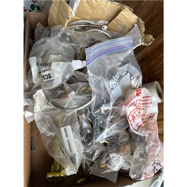 Drawer pulls and hardware