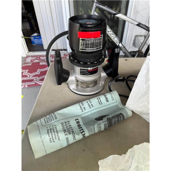 Craftsman router