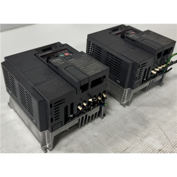 (2) Mitsubishi #FR-E740-026SC-NA Inverters