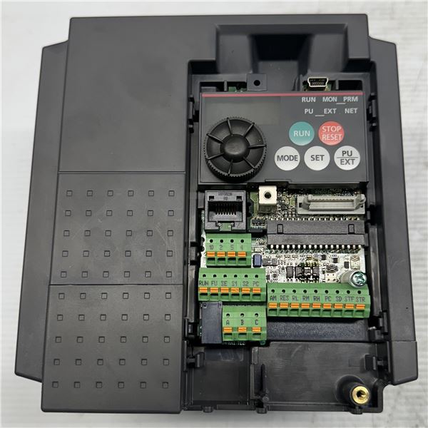 Mitsubishi #FR-E740-026SC-NA Inverter