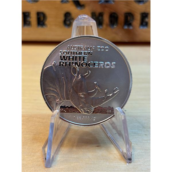 Lot 10-1) 1 oz Australian White Rhinoceros silver coin