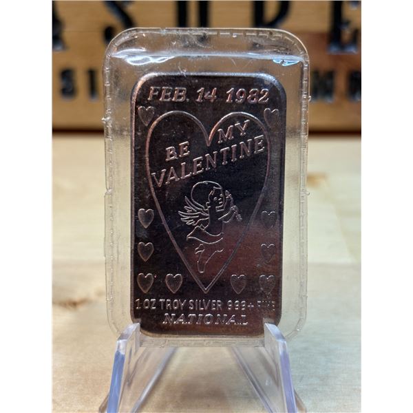 Lot 33-1) 1 oz Be My Valentine 1982 Silver bar