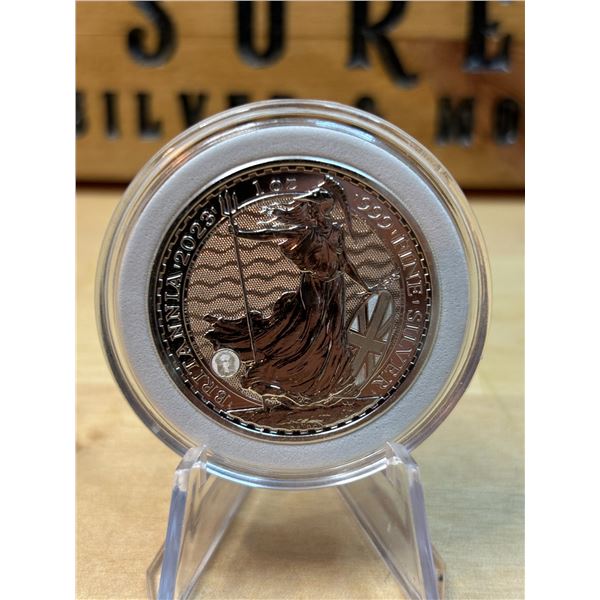 Lot 47-1) 1 oz Britannia 2023 silver