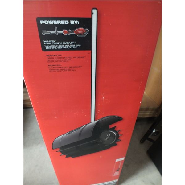 Milwaukee Rubber Broom Attachment