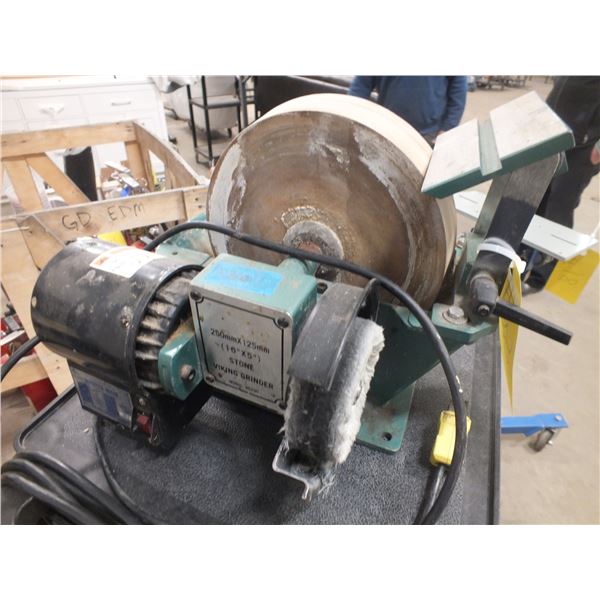 Sharping Stone / Grinder