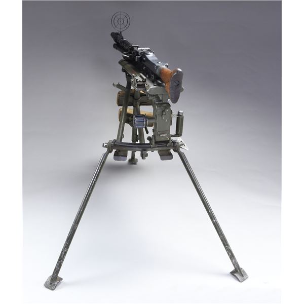ORIGINAL WWII MAGET WWII ERA GERMAN MG34 MACHINE - Poulin Auctions