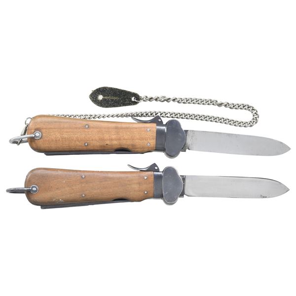 2 LATE WWII GERMAN GRAVITY KNIVES.