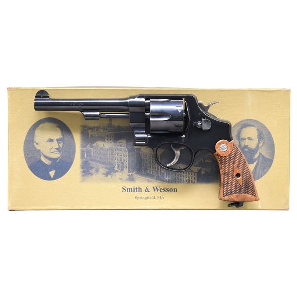 SMITH & WESSON MODEL 22-4 DA REVOLVER.