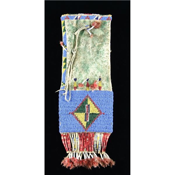NATIVE AMERICAN BEADED PIPE BAG.