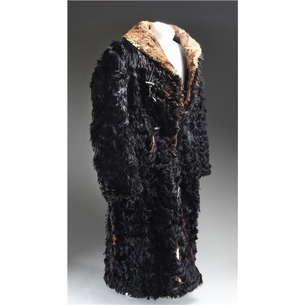 BUFFALO/BISON HIDE COAT.