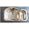 Image 2 : GROUP OF 3 TEKA 125104 STAINLESS STEEL UNDERMOUNT DOUBLE SINK