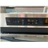 Image 3 : G.E ADVANTIUM SCBC2001CSS STAINLESS STEEL/BLACK WALL OVEN 30"W