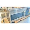 Image 2 : G.E OVER THE RANGE MICROWAVE & HOOD FAN ALL IN ONE 30"W