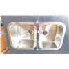 Image 2 : 3 TEKA 125022  DOUBLE SINKS APPROX APPROX 18" X 33" UNDERMOUNT