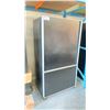 Image 2 : AMANA BRF20TE BLACK/STAINLESS STEEL REFRIGERATOR WITH BOTTOM FREEZER