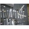 Image 4 : lot of kitchen utensils