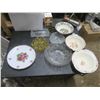 Image 2 : lot of dishes