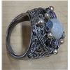 Image 3 : Salt/Pepper Shaker, Pouch, Gemstone Ring