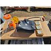 Image 1 : Leather Briefcase/Borameter/Oster Blender/Exercise Equipment