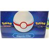 Image 2 : Dragonite VSTAR Globe in box full of cards
