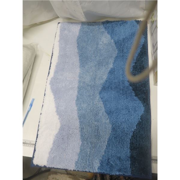 Unused Bath Mat 30 x 20