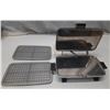 Image 2 : Vintage Electric Waffle Maker. (No Cord Available)